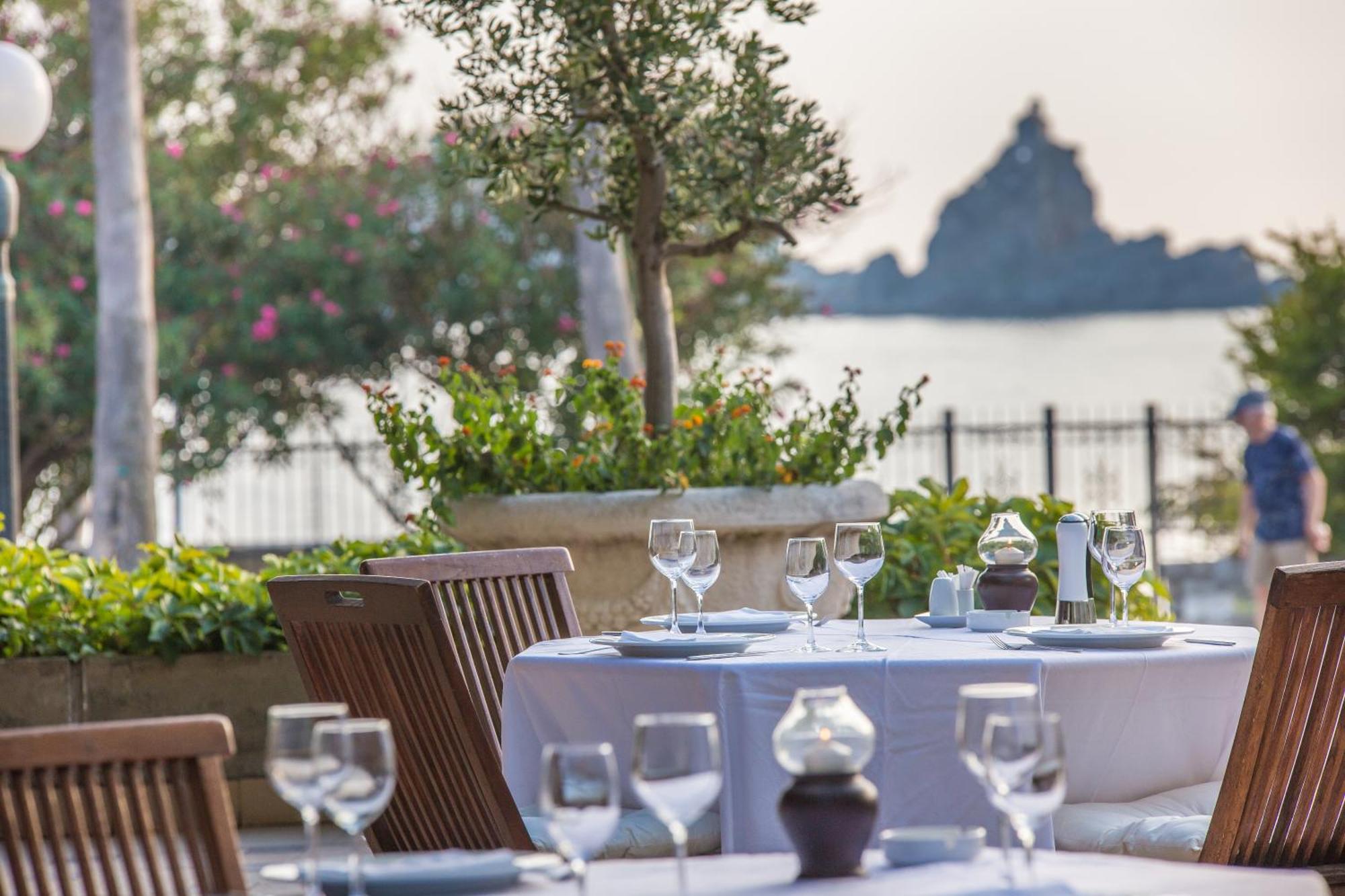 Hotel Palas Petrovac