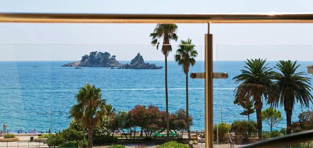 Hotel Palas 4*