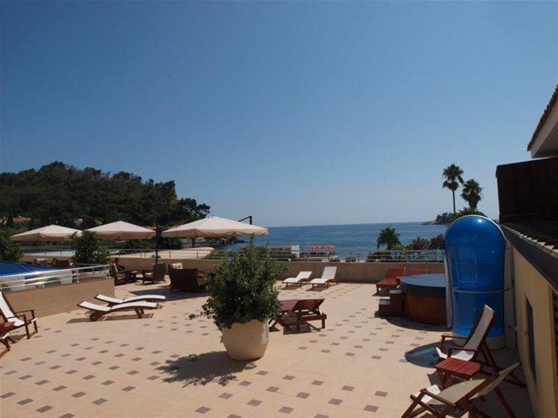 Hotel Palas 4* Petrovac